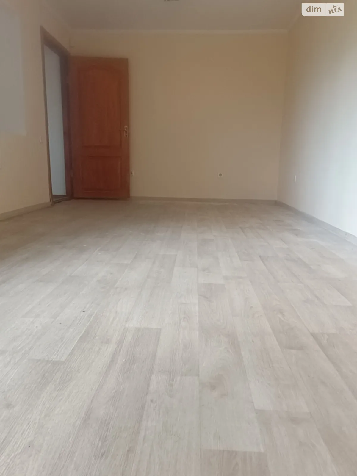 Сдается в аренду офис 57 кв. м в бизнес-центре, цена: 11500 $ - фото 1
