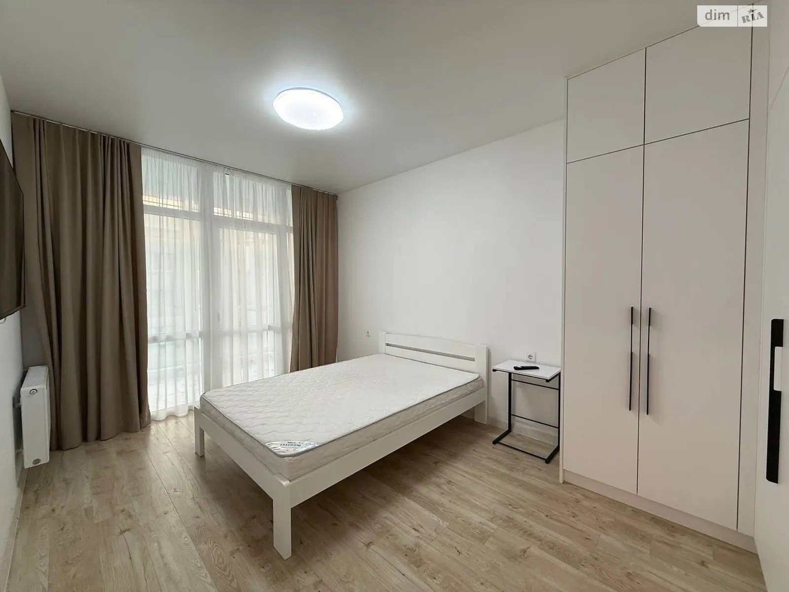 Продается 1-комнатная квартира 40.4 кв. м в Винниках, ул. Лисика - фото 1