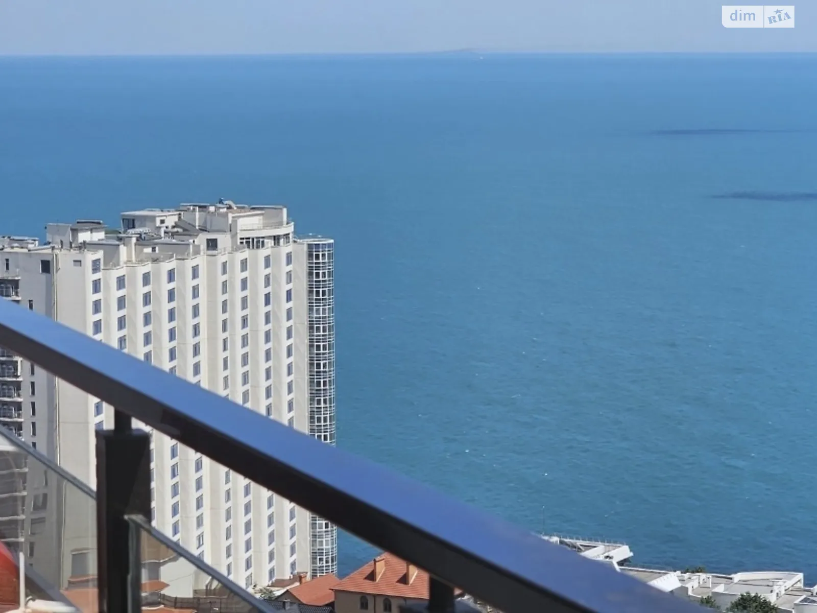 Продается 1-комнатная квартира 45 кв. м в Одессе, ул. Валерия Самофалова, 16А/2 - фото 1