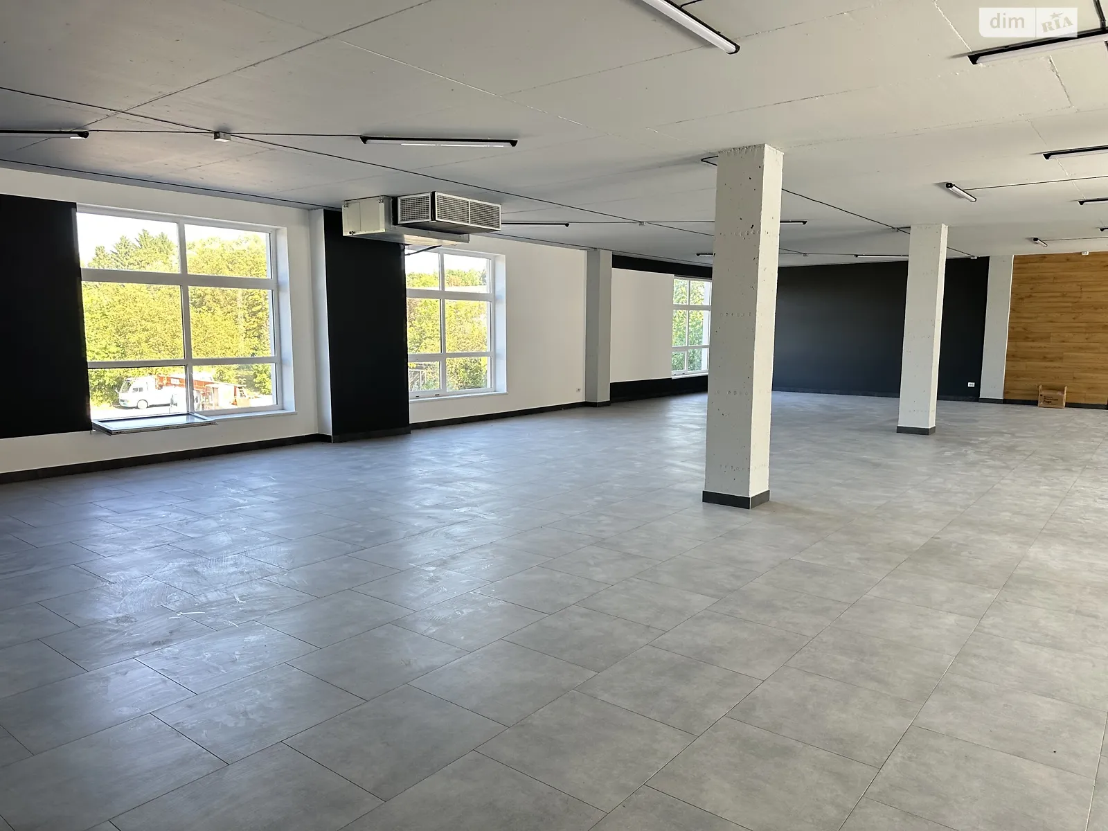 Сдается в аренду помещения свободного назначения 940 кв. м в 3-этажном здании, цена: 141000 грн - фото 1