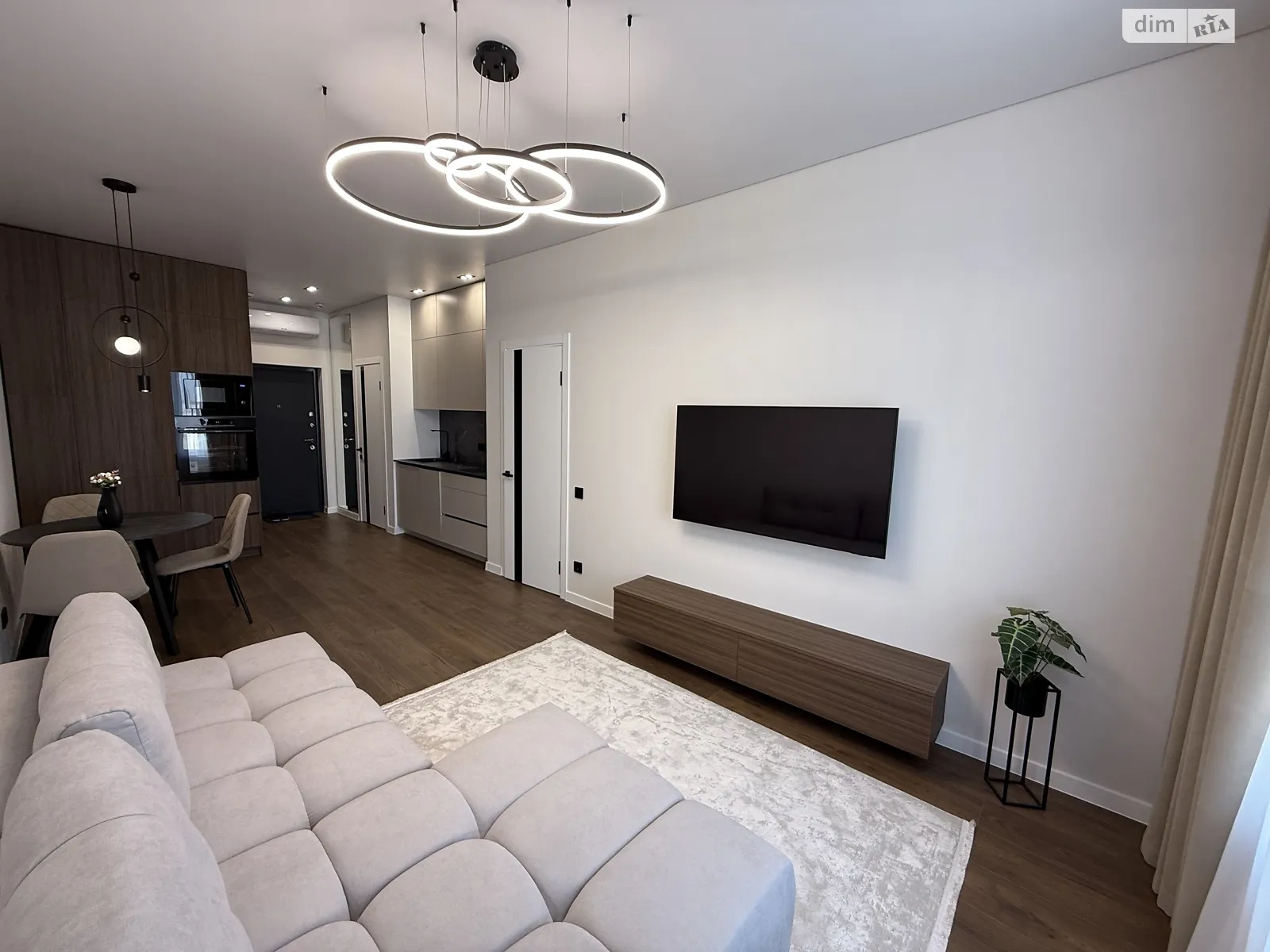 Продается 1-комнатная квартира 45 кв. м в Одессе, пер. Курортный, 2 - фото 1