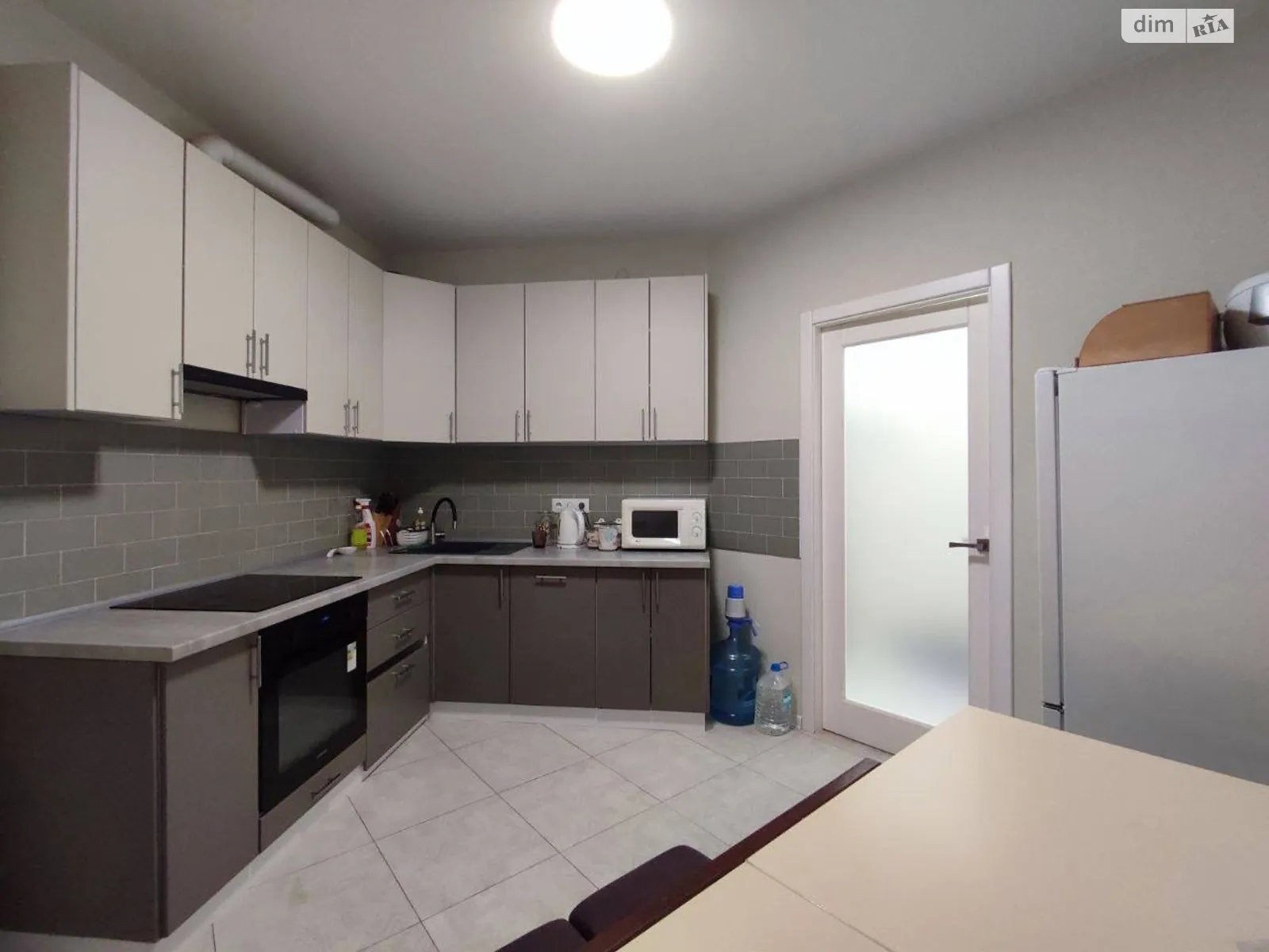 Продается 2-комнатная квартира 56.4 кв. м в Ирпене, ул. Университетская(Карла Маркса) - фото 1