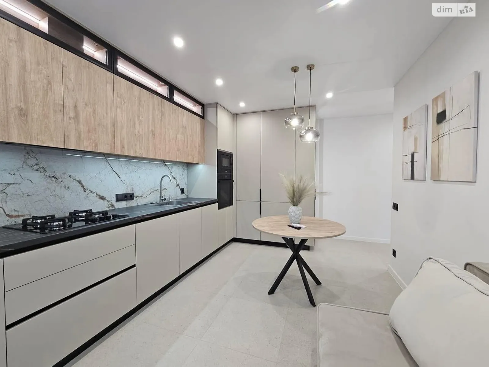 2-комнатная квартира 70 кв. м в, цена: 95500 $ - фото 1