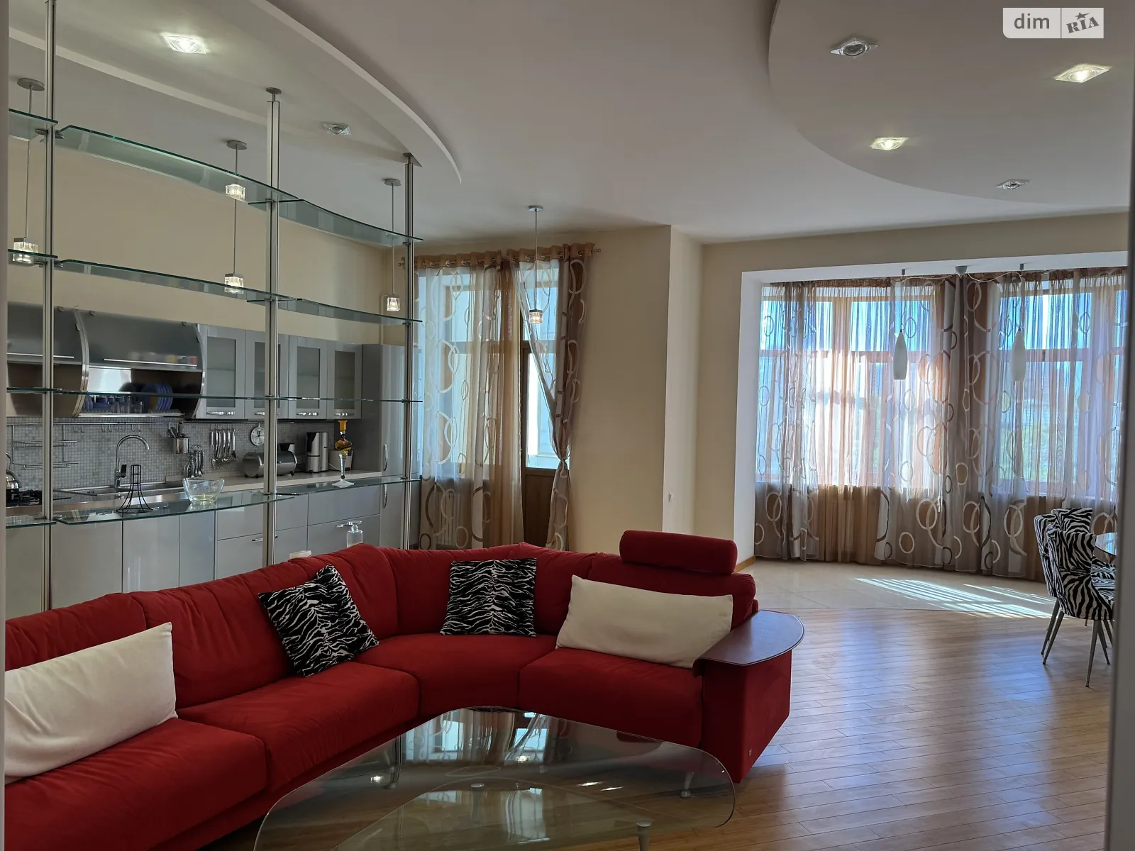 Продається 3-кімнатна квартира 146.3 кв. м у Одесі, вул. Віце-адмірала Азарова, 13 - фото 1