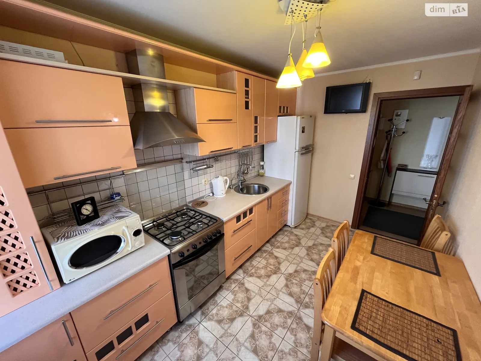 Продается 3-комнатная квартира 67 кв. м в Николаеве, ул. Глеба Бабыча(8-го Марта (Центр)), 14 - фото 1