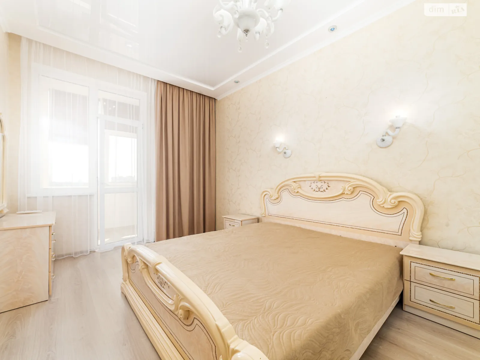 Сдается в аренду 2-комнатная квартира 78 кв. м в Одессе, плато Аркадийское(Гагаринское), 5Б - фото 1