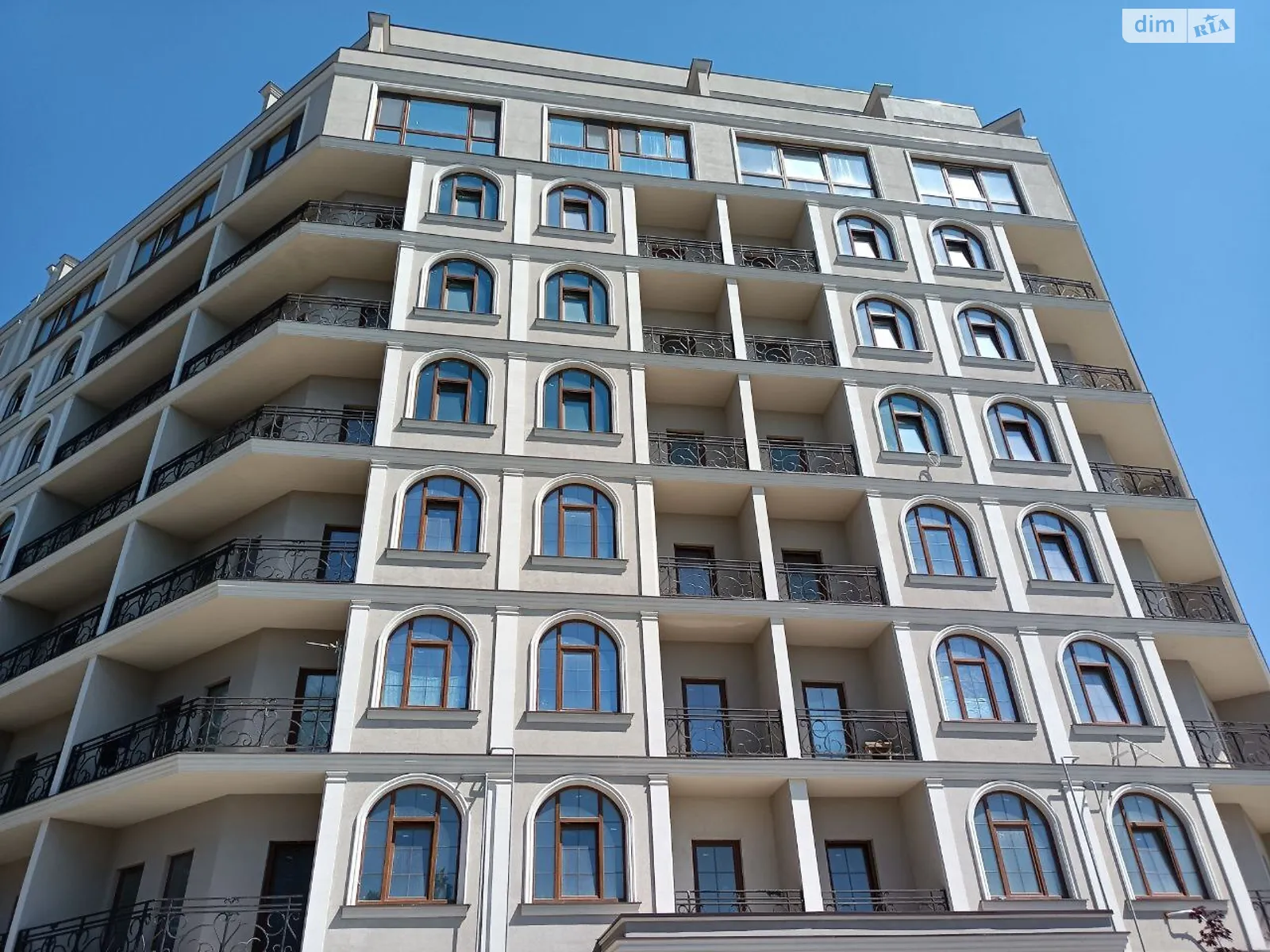 Продається 2-кімнатна квартира 75 кв. м у Одесі, вул. Дача Ковалевського, 91 - фото 1