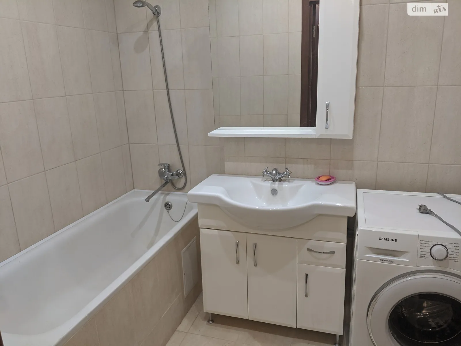 Продается 2-комнатная квартира 64 кв. м в Киеве, ул. Евгения Харченка, 47Б - фото 1