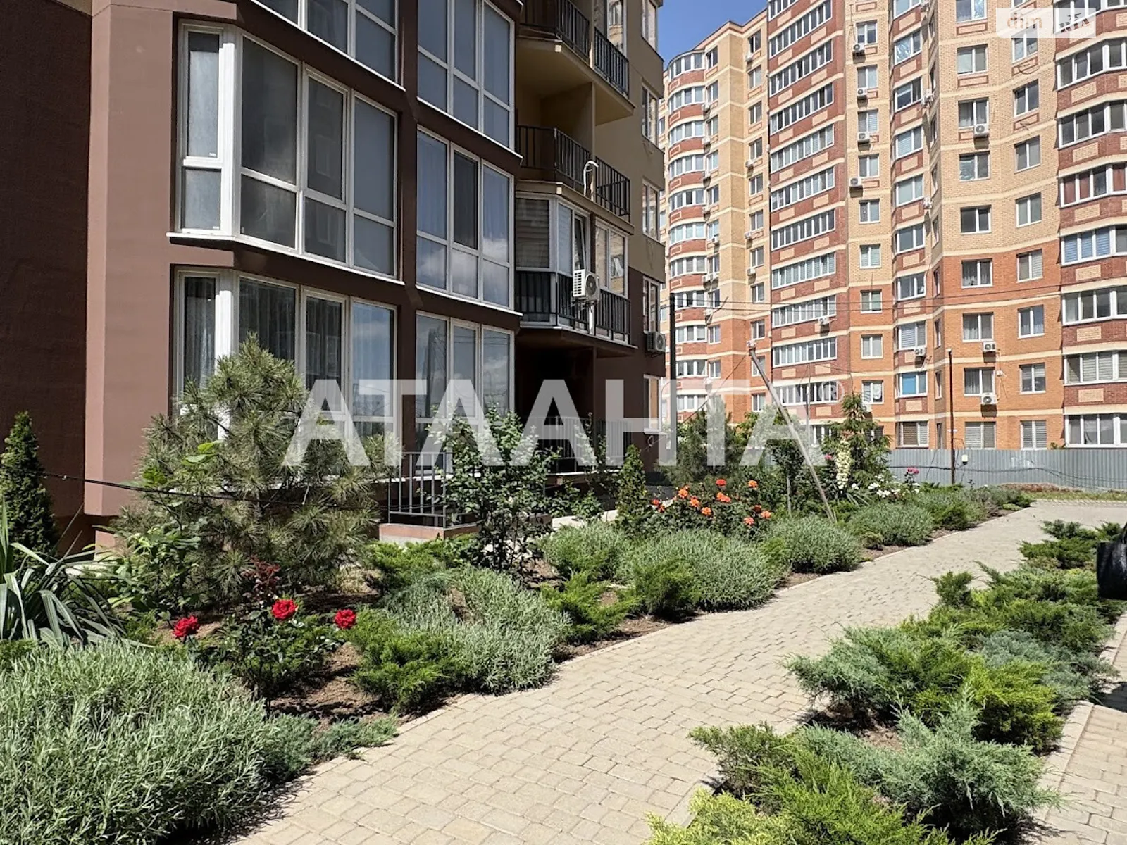 Продается 2-комнатная квартира 69.9 кв. м в Одессе, ул. 28-й Бригады(Паустовского) - фото 1