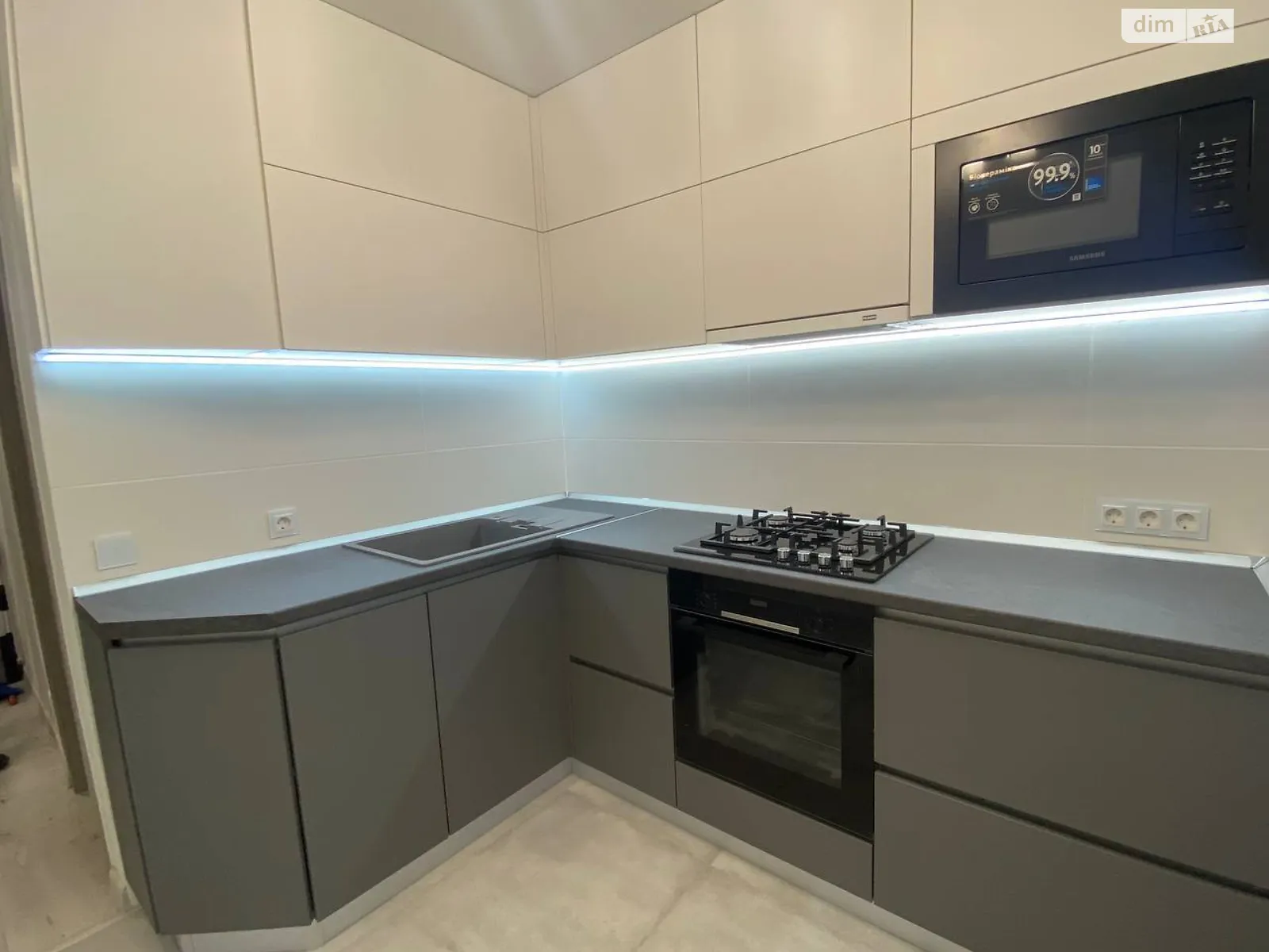 Продается 2-комнатная квартира 48 кв. м в Днепре, ул. Мозолевского Бориса, 4 - фото 1