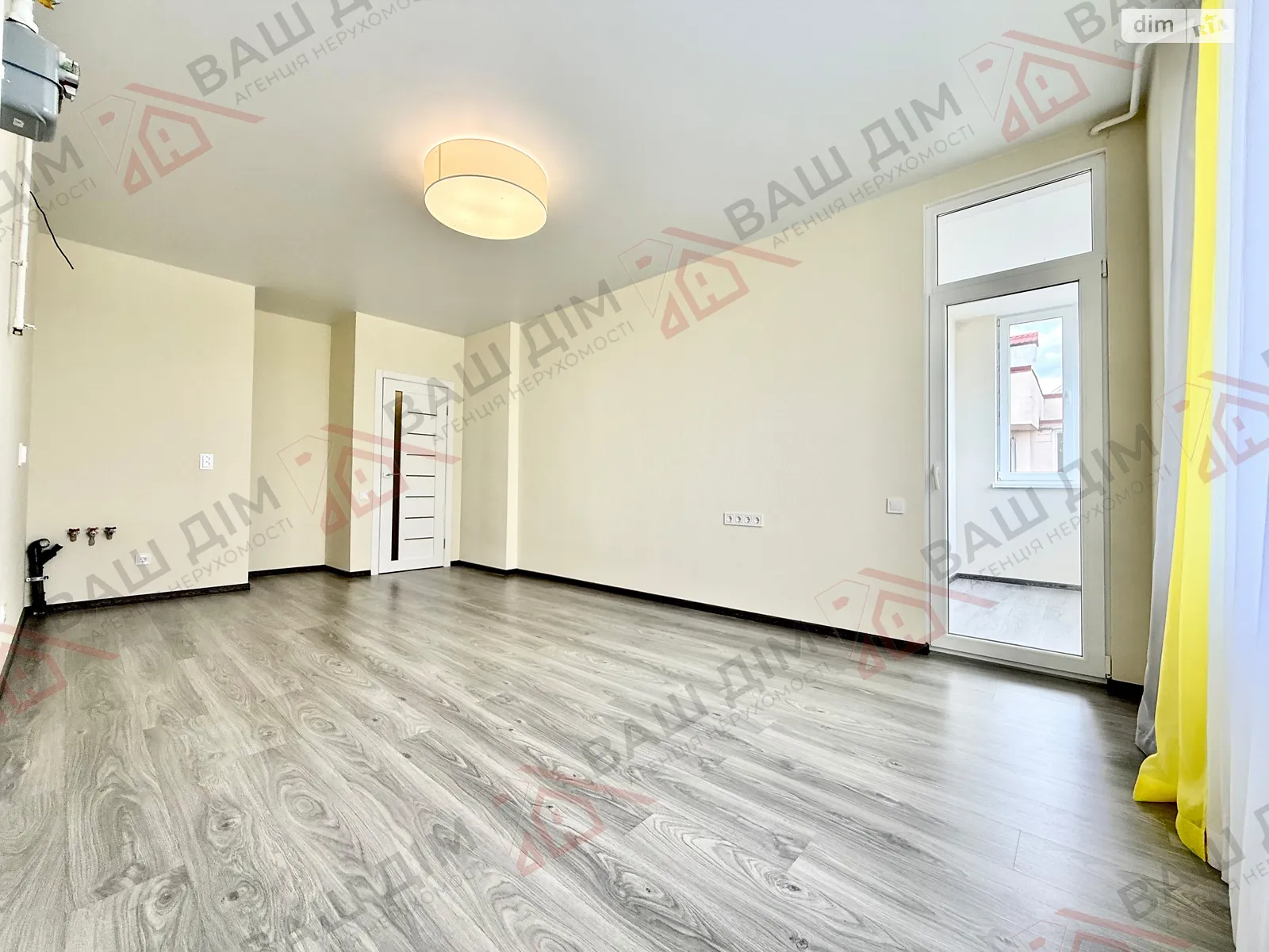 Продается 1-комнатная квартира 56.2 кв. м в Трускавце, ул. Павла Скоропадского, 8 - фото 1
