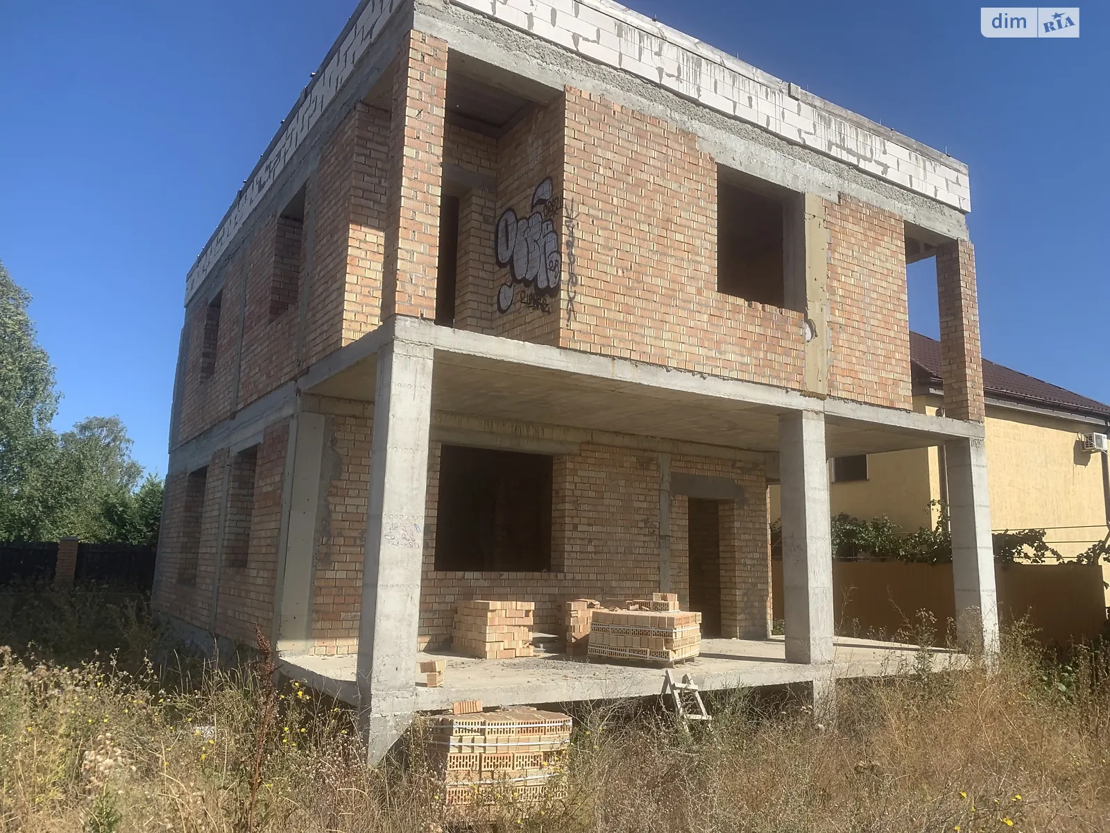 Продается дом на 2 этажа 190 кв. м с мансардой, цена: 110000 $ - фото 1