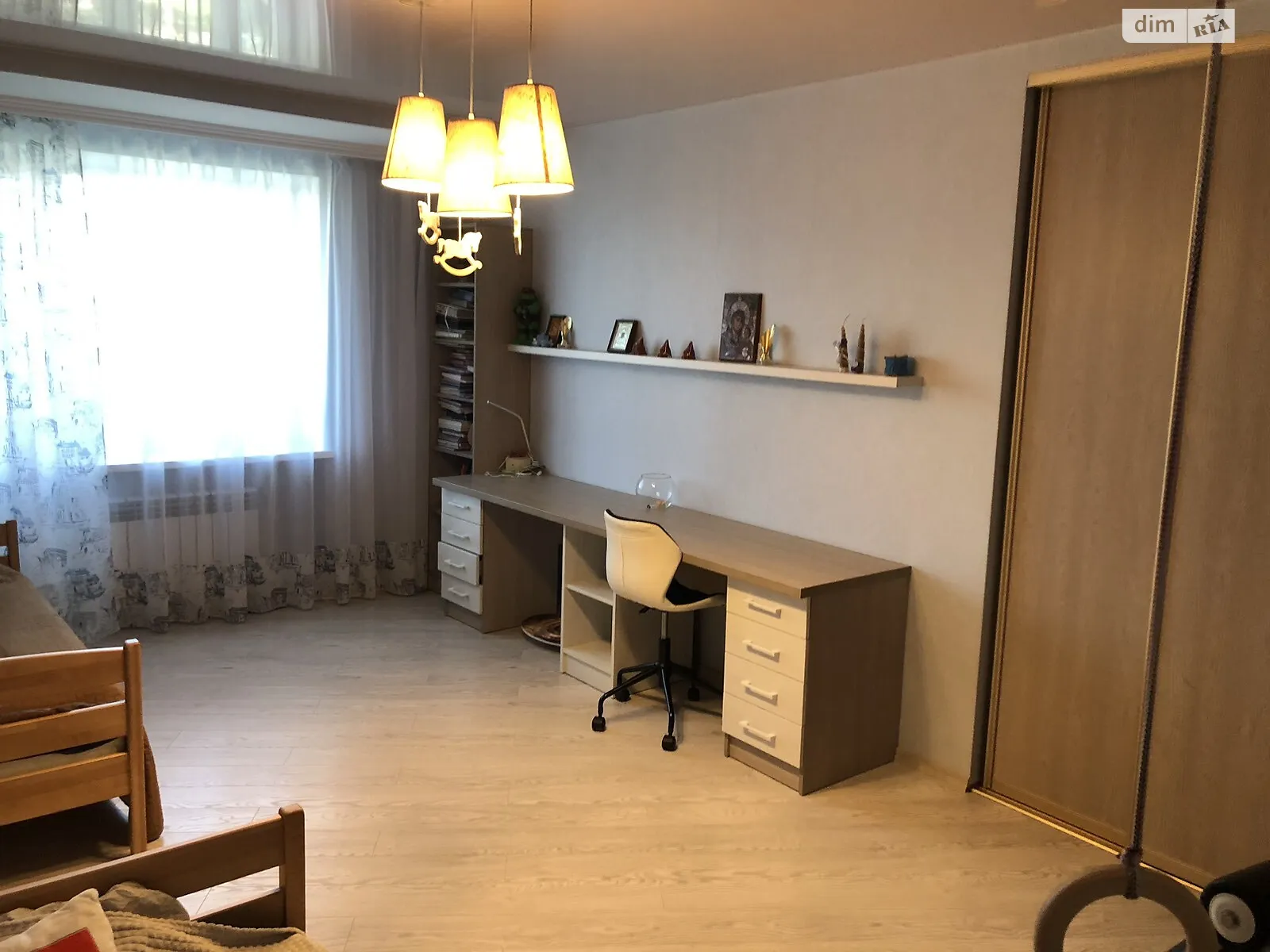 Сдается в аренду 3-комнатная квартира 100 кв. м в Ровно, ул. Елены Телиги, 57 - фото 1