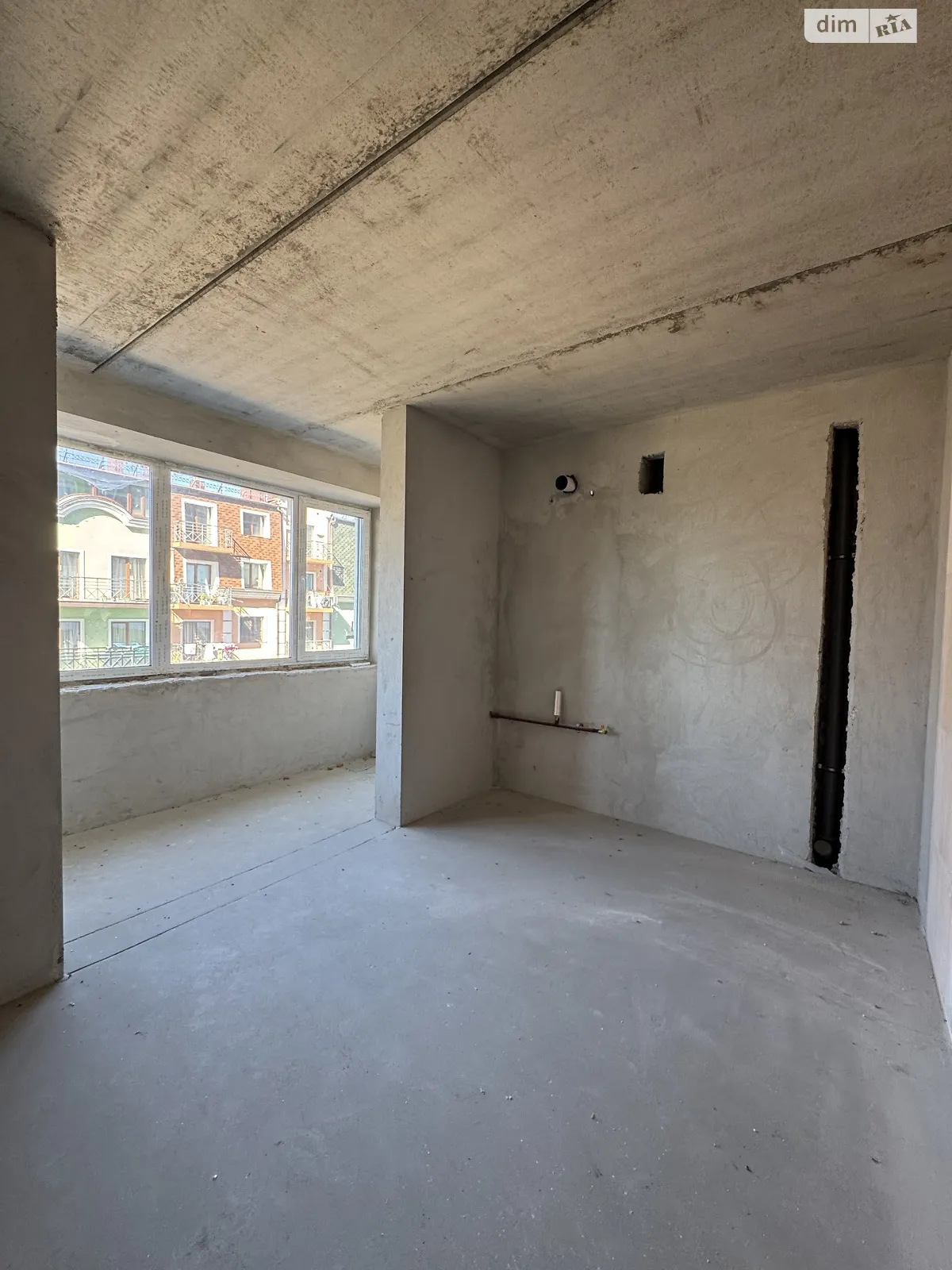 Продается 2-комнатная квартира 63.92 кв. м в Буче, ул. Вишневая, 33 - фото 1
