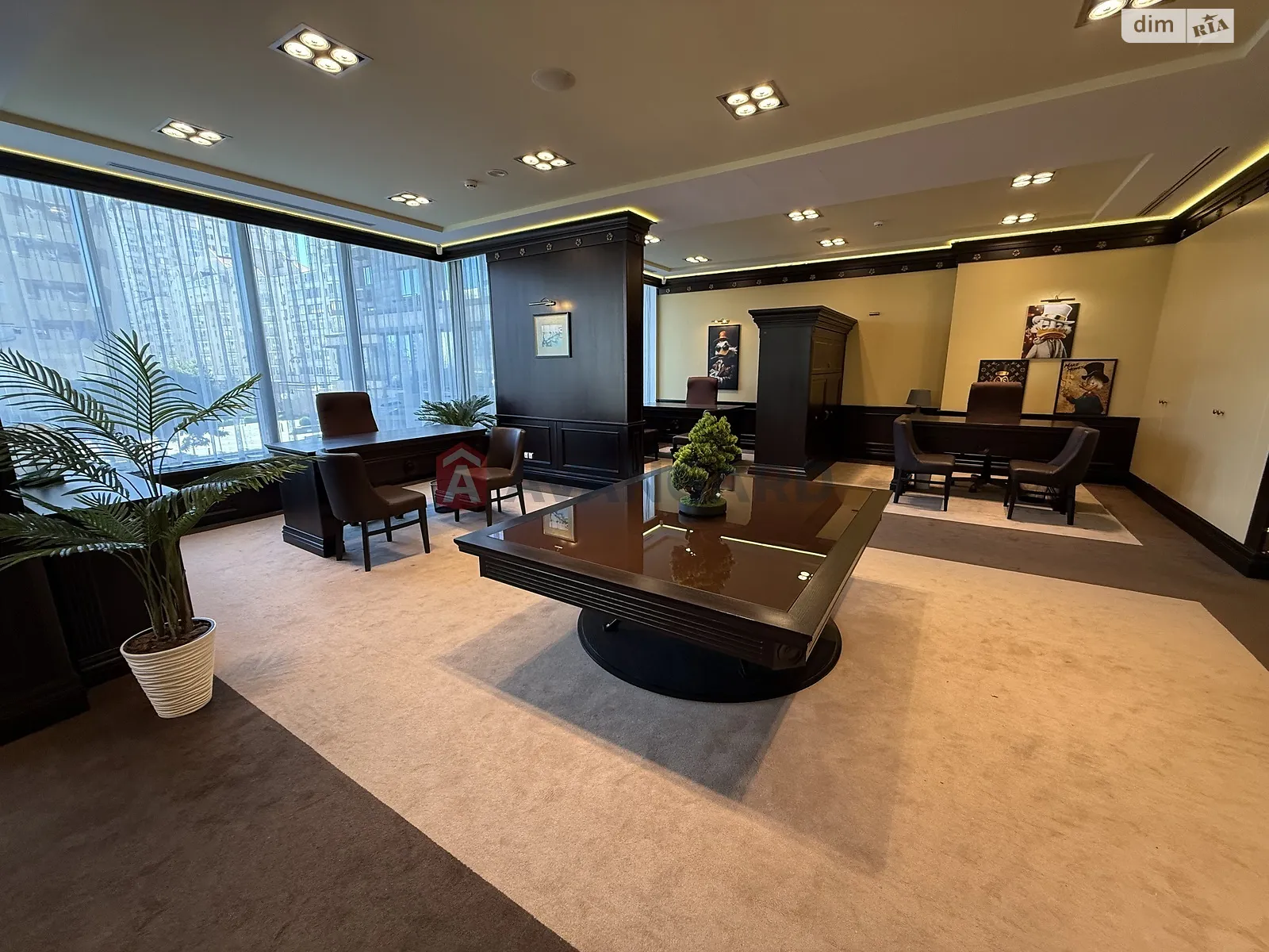Сдается в аренду офис 119.6 кв. м в бизнес-центре, цена: 3800 $ - фото 1