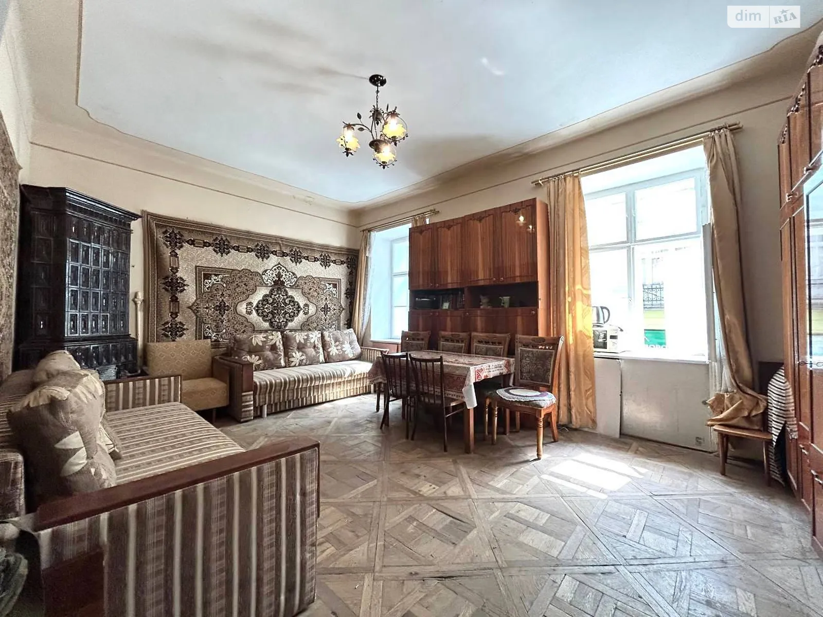 Продается 2-комнатная квартира 90 кв. м в Львове, ул. Русская, 3 - фото 1
