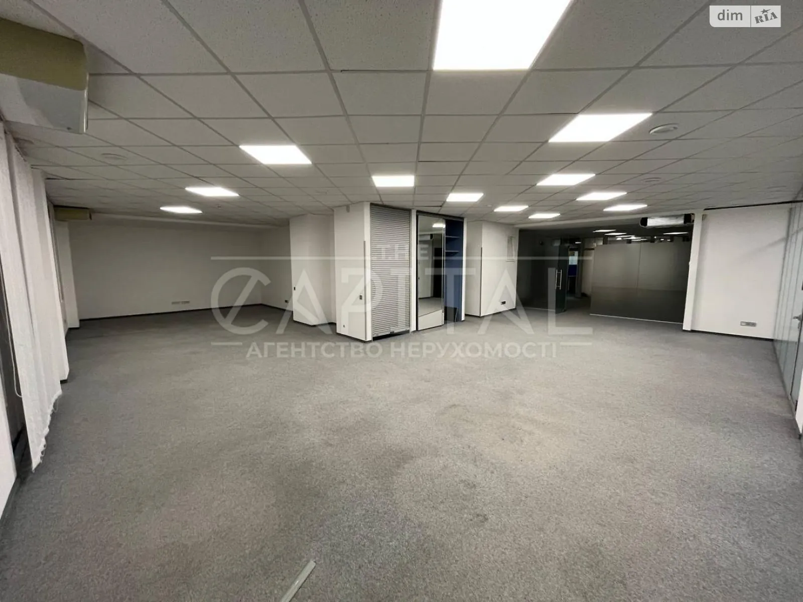 Сдается в аренду офис 320 кв. м в бизнес-центре, цена: 3500 $ - фото 1