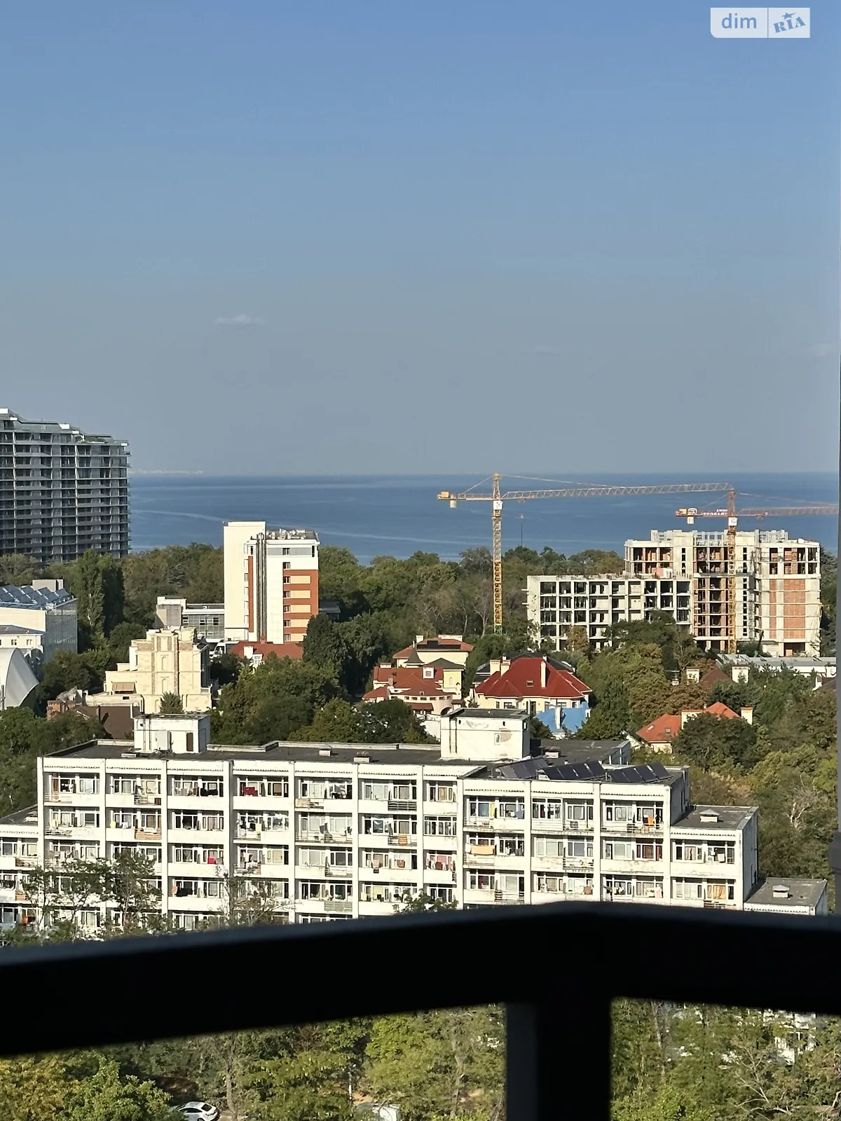 Сдается в аренду 1-комнатная квартира 60 кв. м в Одессе, ул. Генуэзская, 1 - фото 1