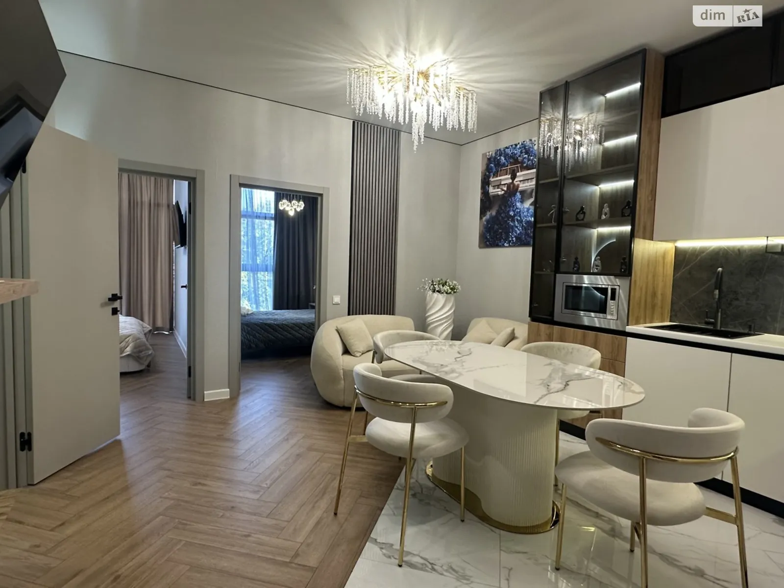 Продается 2-комнатная квартира 55 кв. м в Одессе, Фонтанская дор., 77В - фото 1