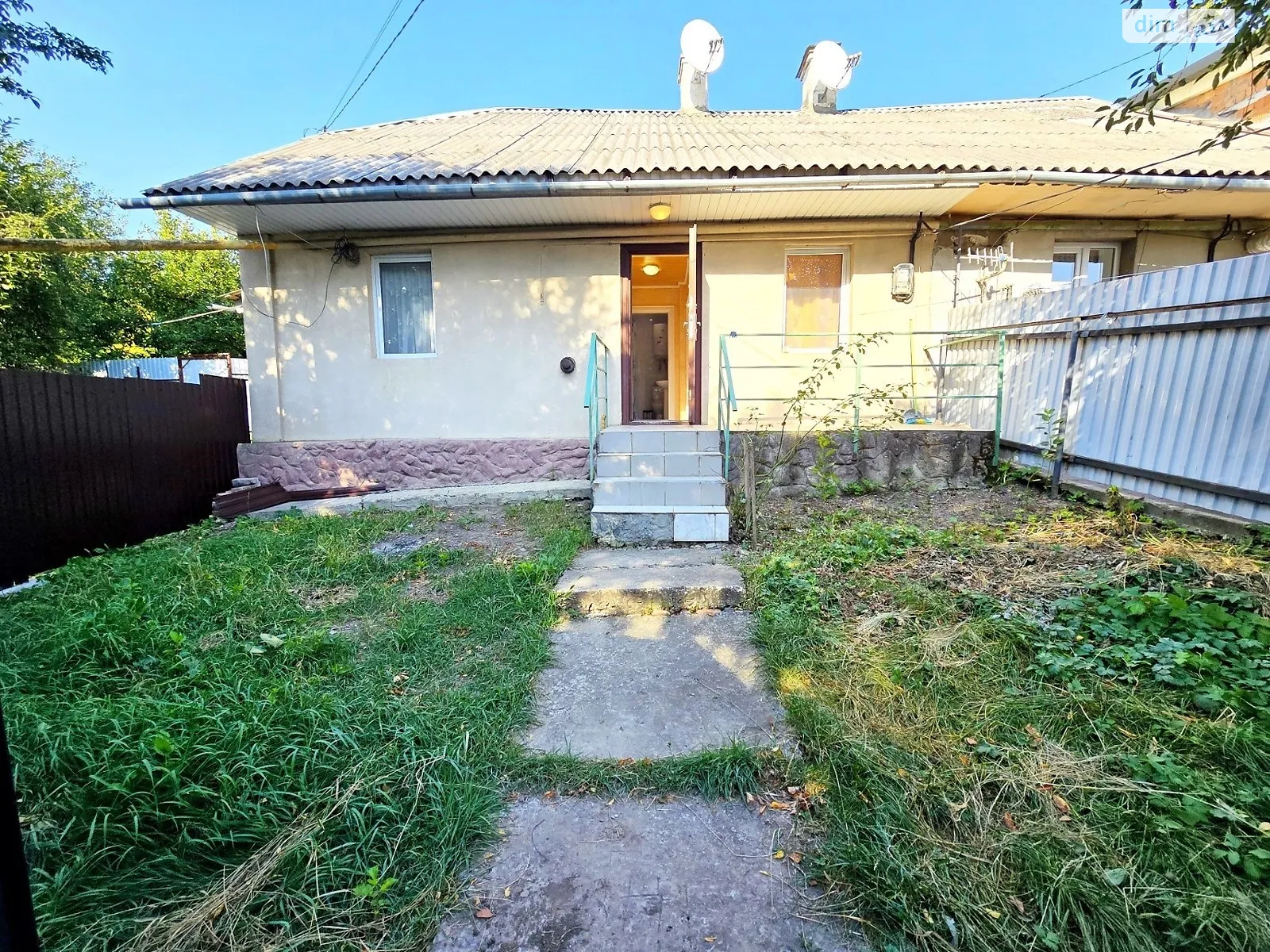 Сдается в аренду часть дома 40 кв. м с балконом, цена: 300 € - фото 1