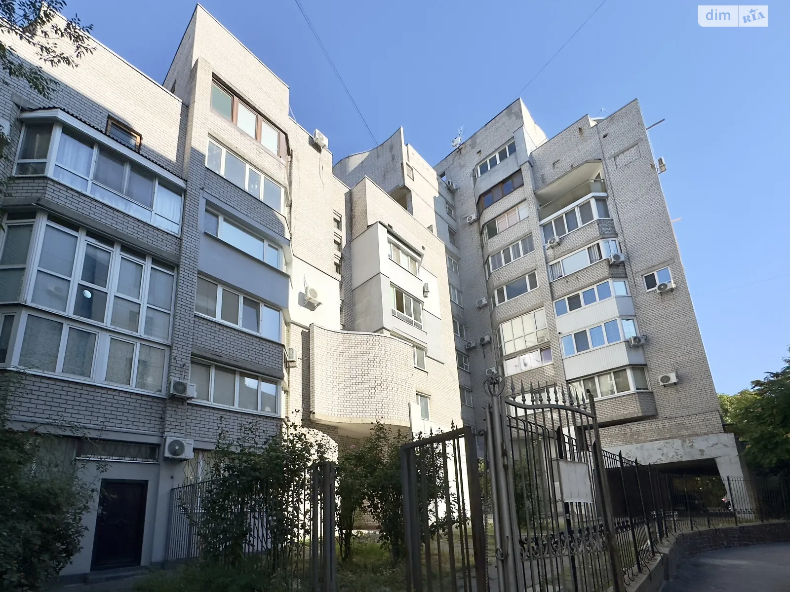 Сдается в аренду 1-комнатная квартира 40 кв. м в Днепре, цена: 8500 грн - фото 1