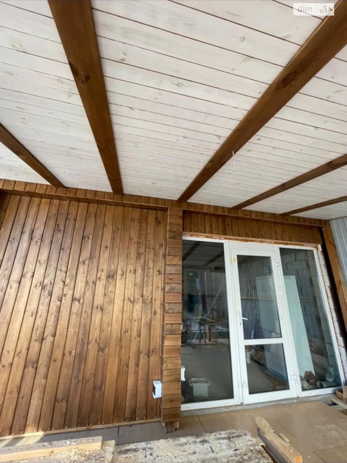 Продается дом на 2 этажа 107 кв. м с бассейном, цена: 165000 $ - фото 1