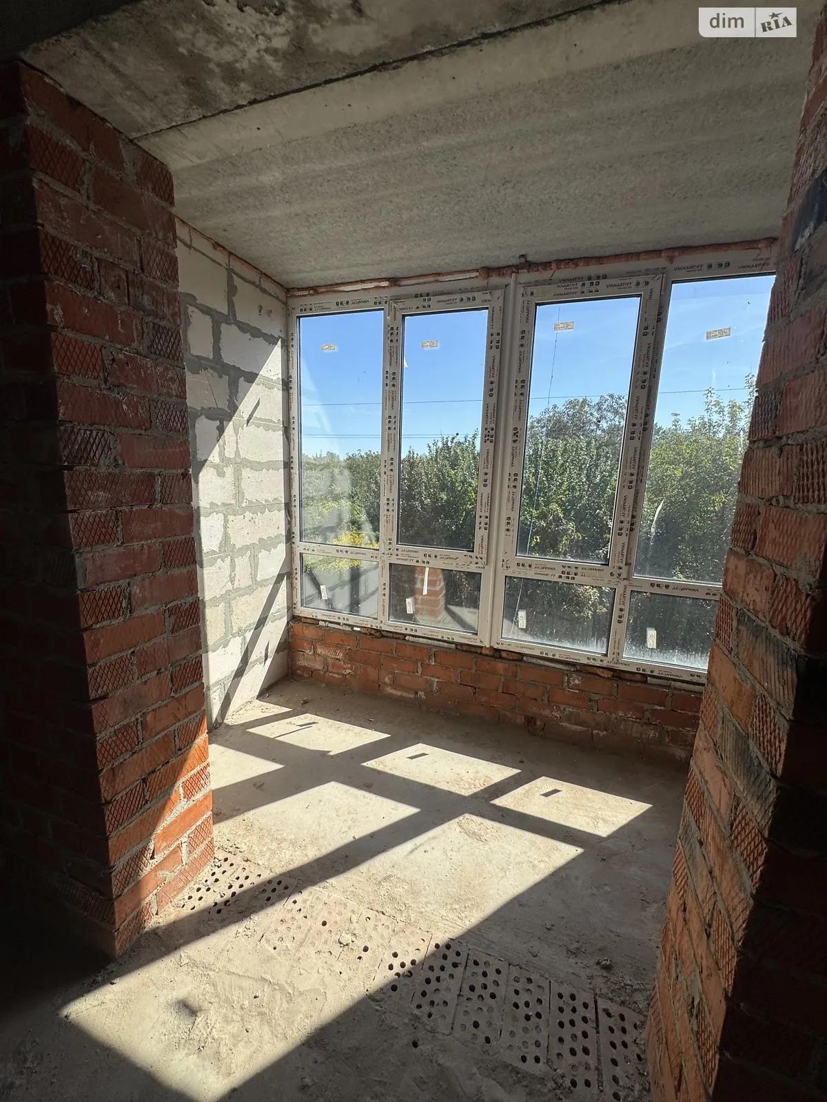 Продается 1-комнатная квартира 42 кв. м в Житомире, ул. Жуйка - фото 1