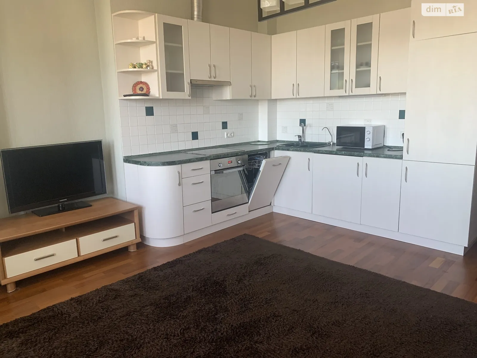 Сдается в аренду 1-комнатная квартира 50 кв. м в Одессе, ул. Базарная, 5/2 - фото 1