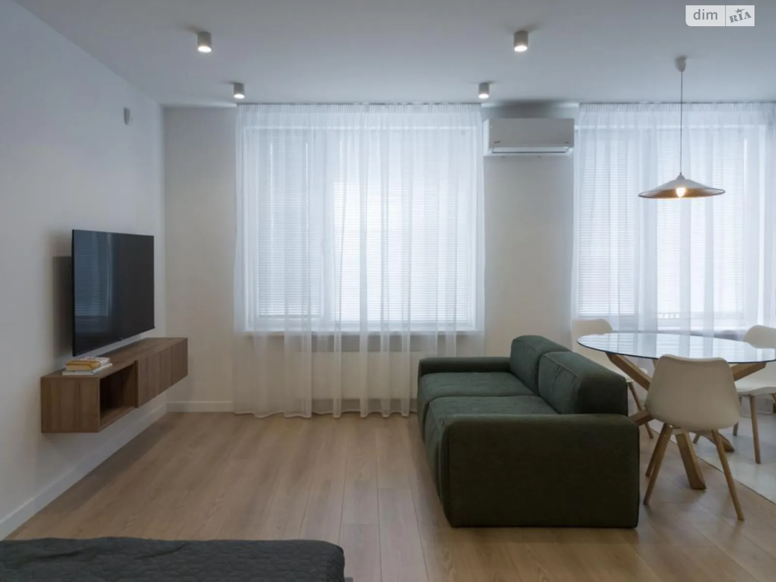 Сдается в аренду 1-комнатная квартира 43 кв. м в Киеве, ул. Академика Заболотного, 1А - фото 1