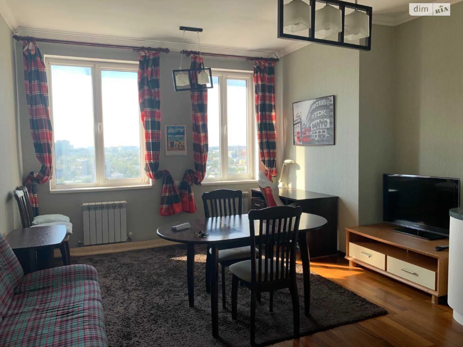 Сдается в аренду 1-комнатная квартира 50 кв. м в Одессе, ул. Базарная - фото 1