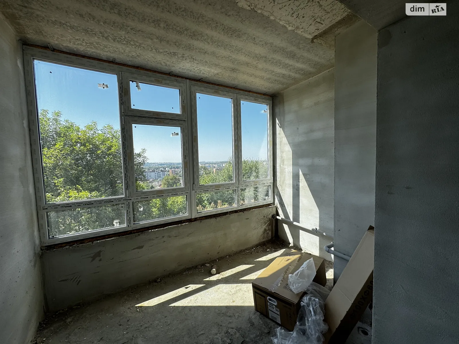 Продается 1-комнатная квартира 41 кв. м в Хмельницком, ул. Мазура Николая, 24/2 - фото 1