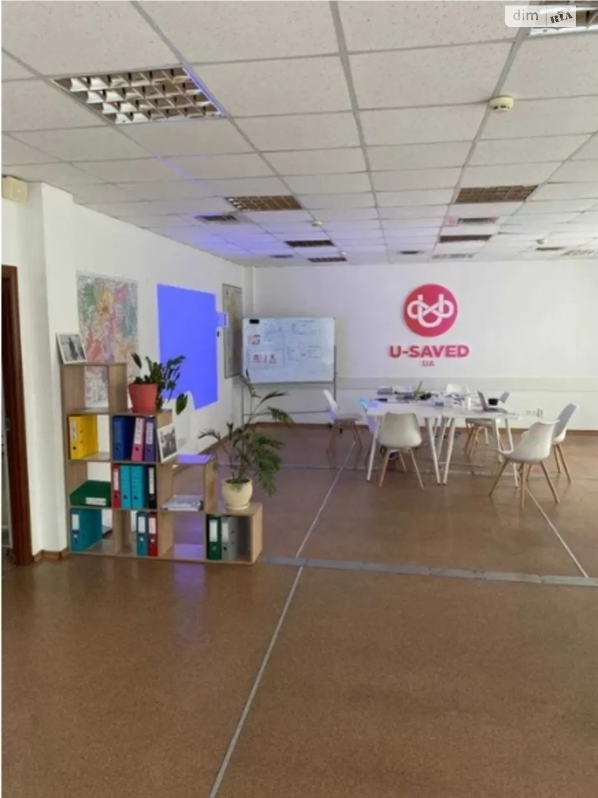 Продается офис 147.5 кв. м в бизнес-центре, цена: 180000 $ - фото 1