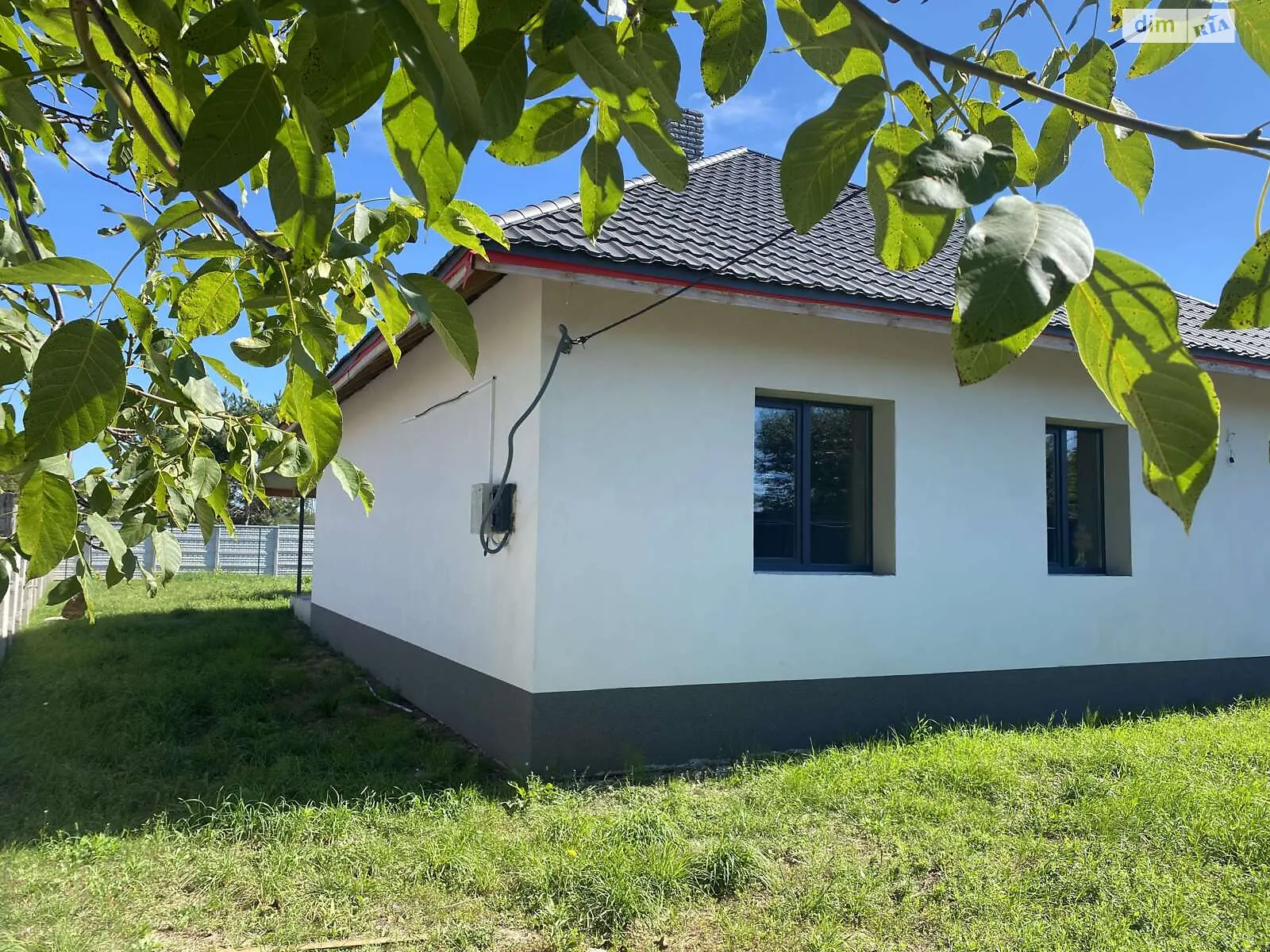 Продается одноэтажный дом 110 кв. м с верандой, цена: 57500 $ - фото 1