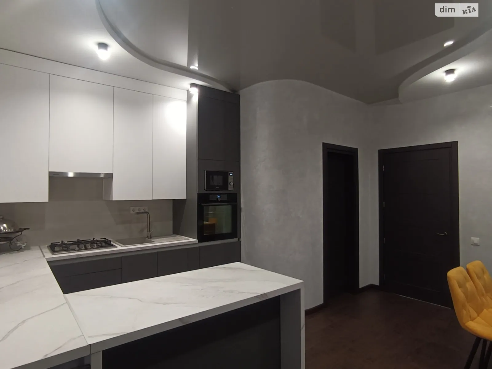 Продается дом на 2 этажа 185.8 кв. м с камином, цена: 200000 $ - фото 1