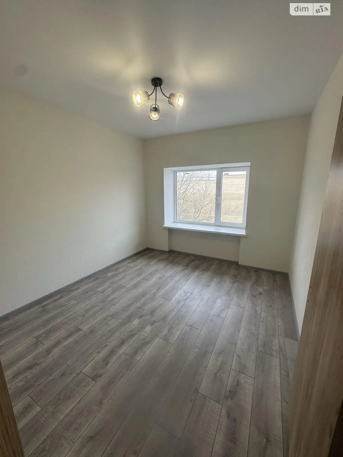 Продается 1-комнатная квартира 34 кв. м в Борисполе, ул. Старовокзальная, 7 - фото 1