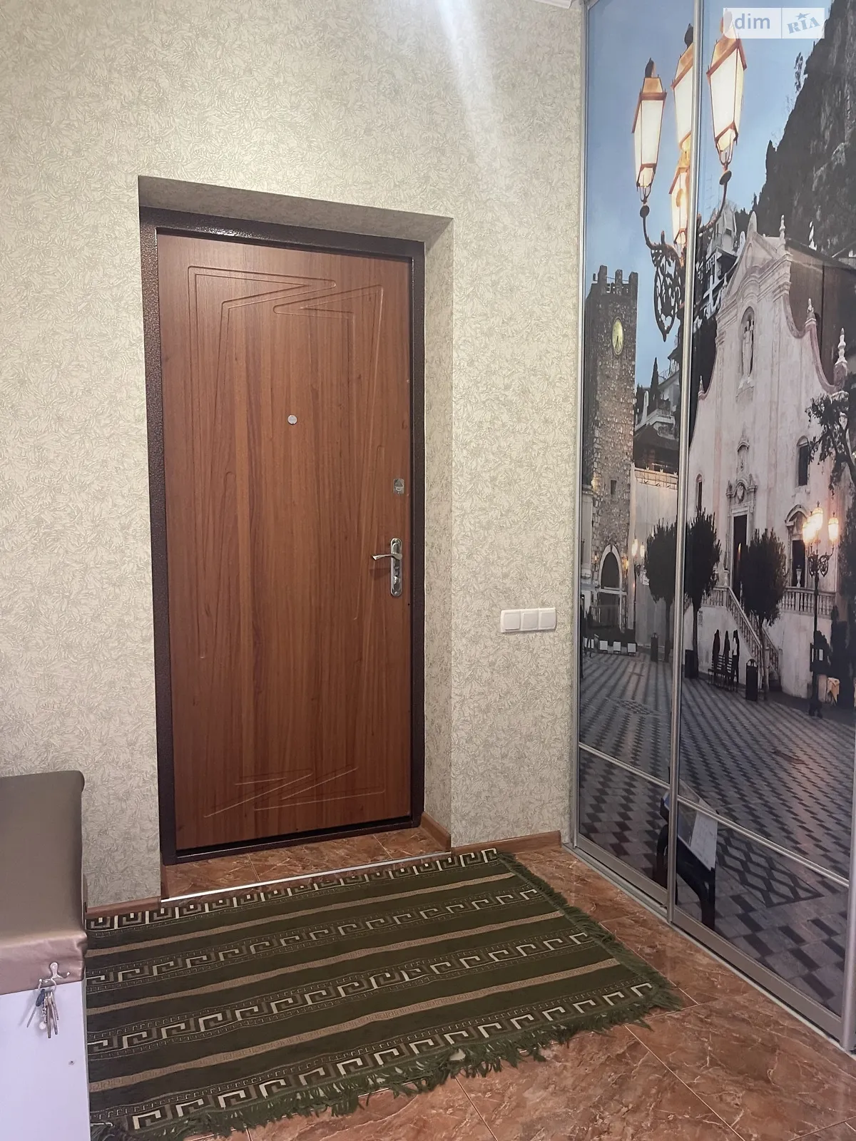 Продается дом на 2 этажа 168 кв. м с мебелью, цена: 180000 $ - фото 1