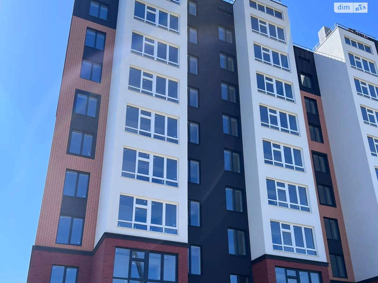 Продается 1-комнатная квартира 40 кв. м в Хмельницком, ул. Мазура Николая - фото 1