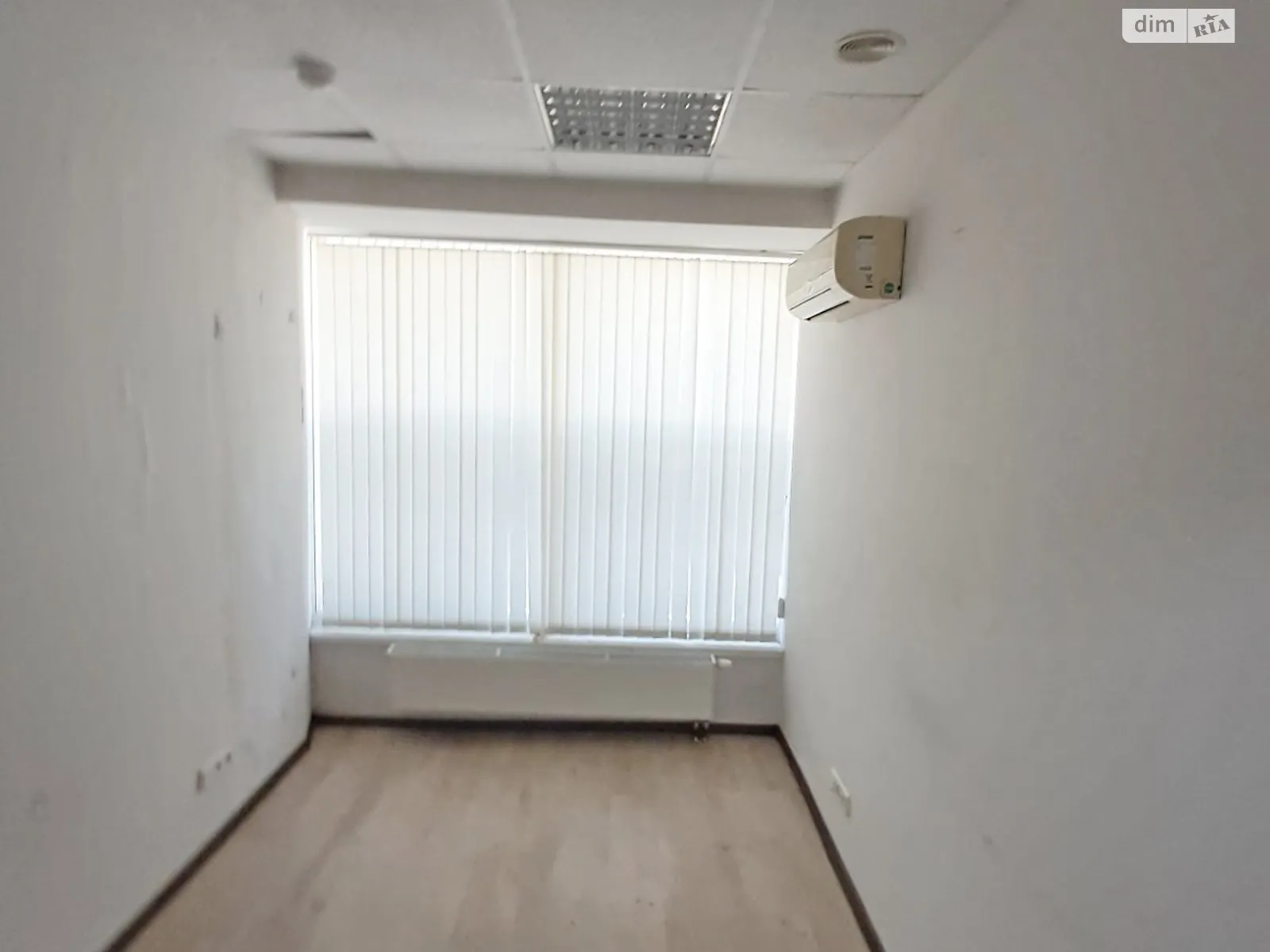 Сдается в аренду помещения свободного назначения 10.4 кв. м в 9-этажном здании, цена: 11640 грн - фото 1