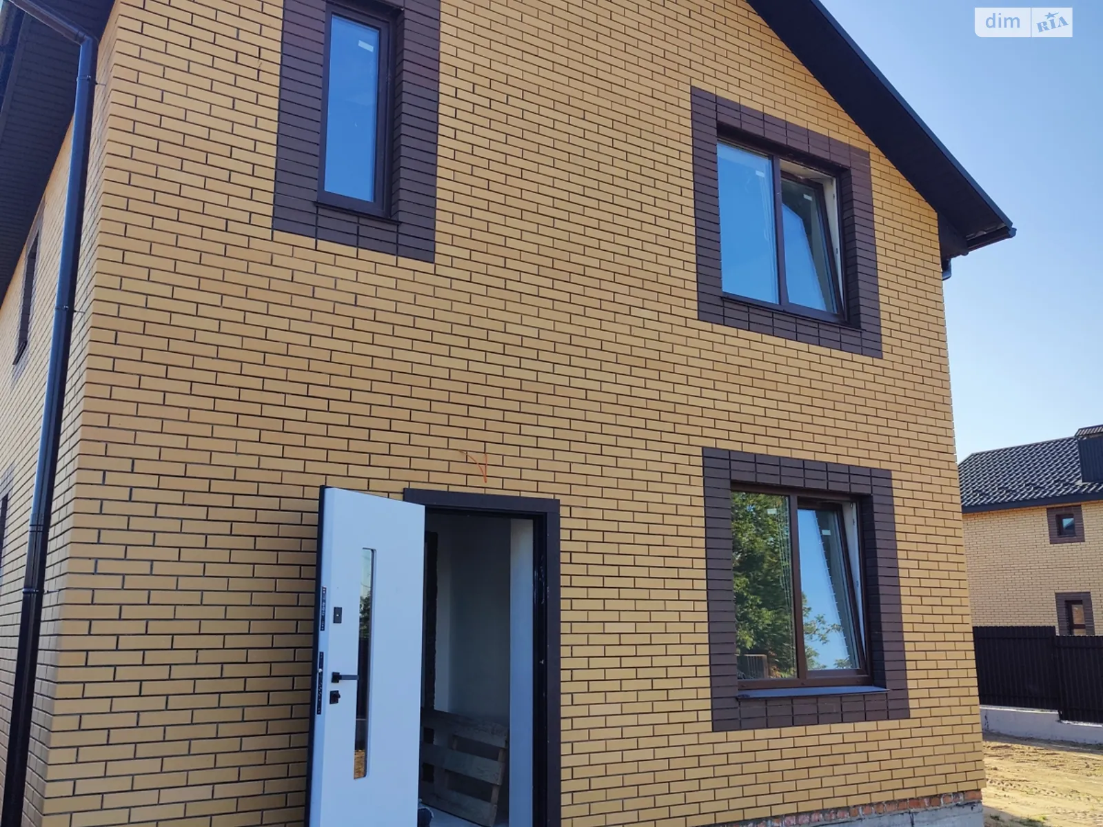 Продається будинок 2 поверховий 109 кв. м з ділянкою, цена: 88963 $ - фото 1