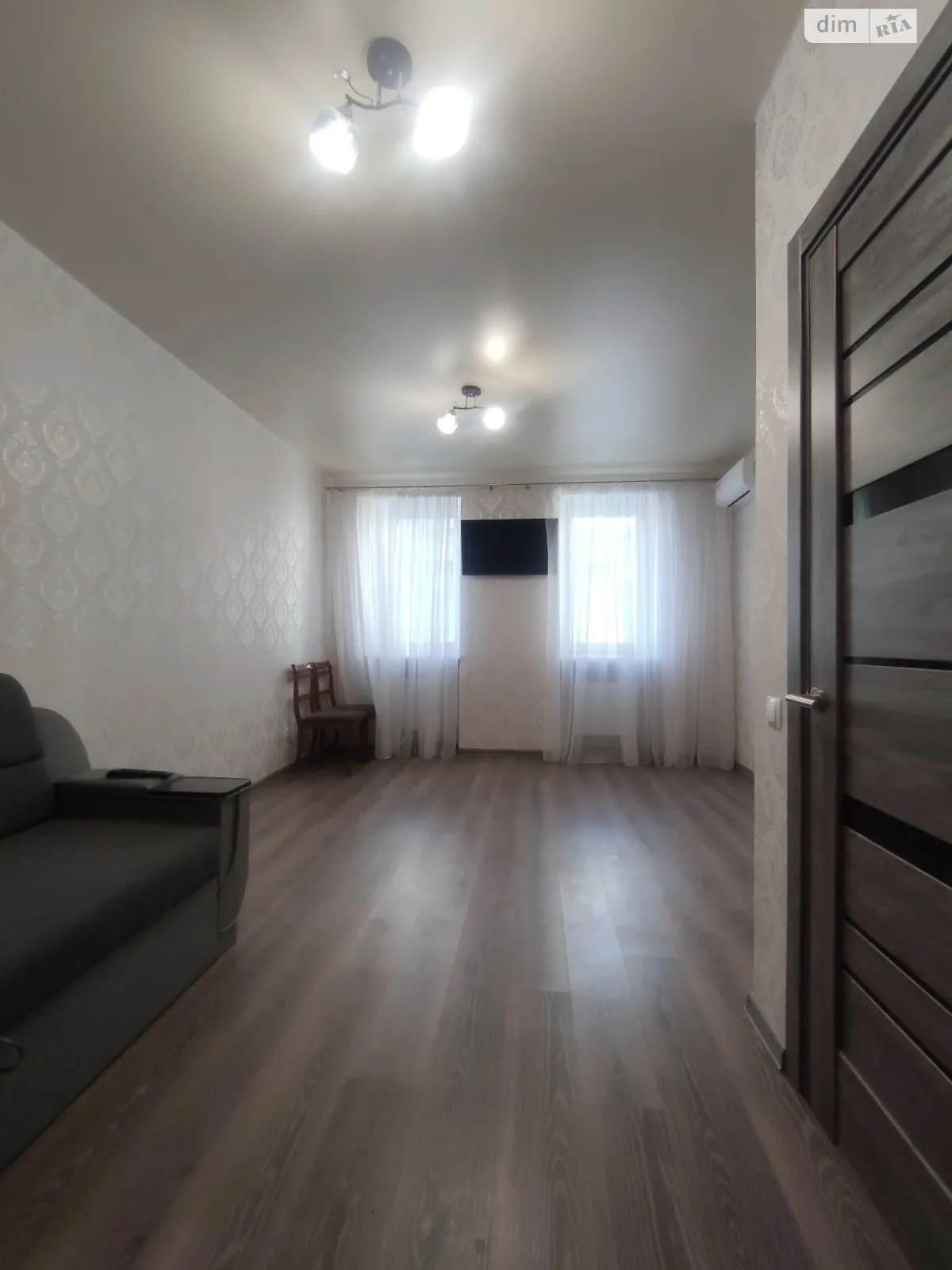 Продается 1-комнатная квартира 43 кв. м в Харькове, ул. Заливная, 6 - фото 1