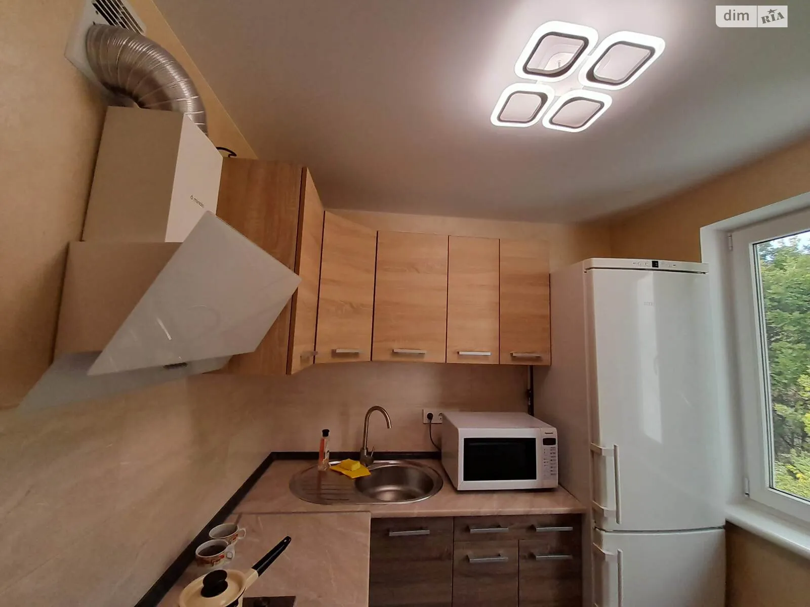 Продается 1-комнатная квартира 31.5 кв. м в Одессе, ул. Космонавтов, 64 - фото 1