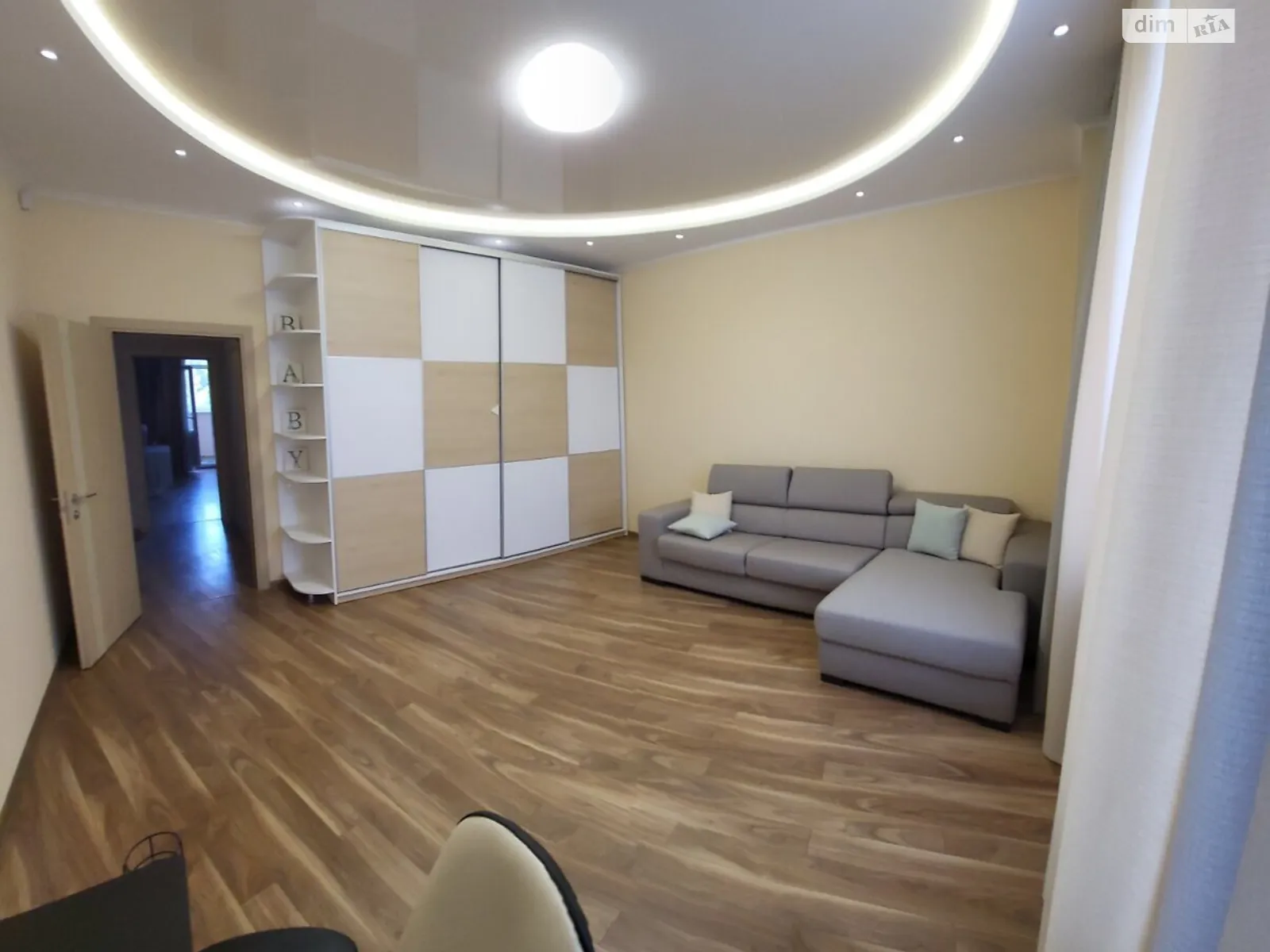 Продается 3-комнатная квартира 121.4 кв. м в Харькове, ул. Энвера Ахсарова, 13А - фото 1