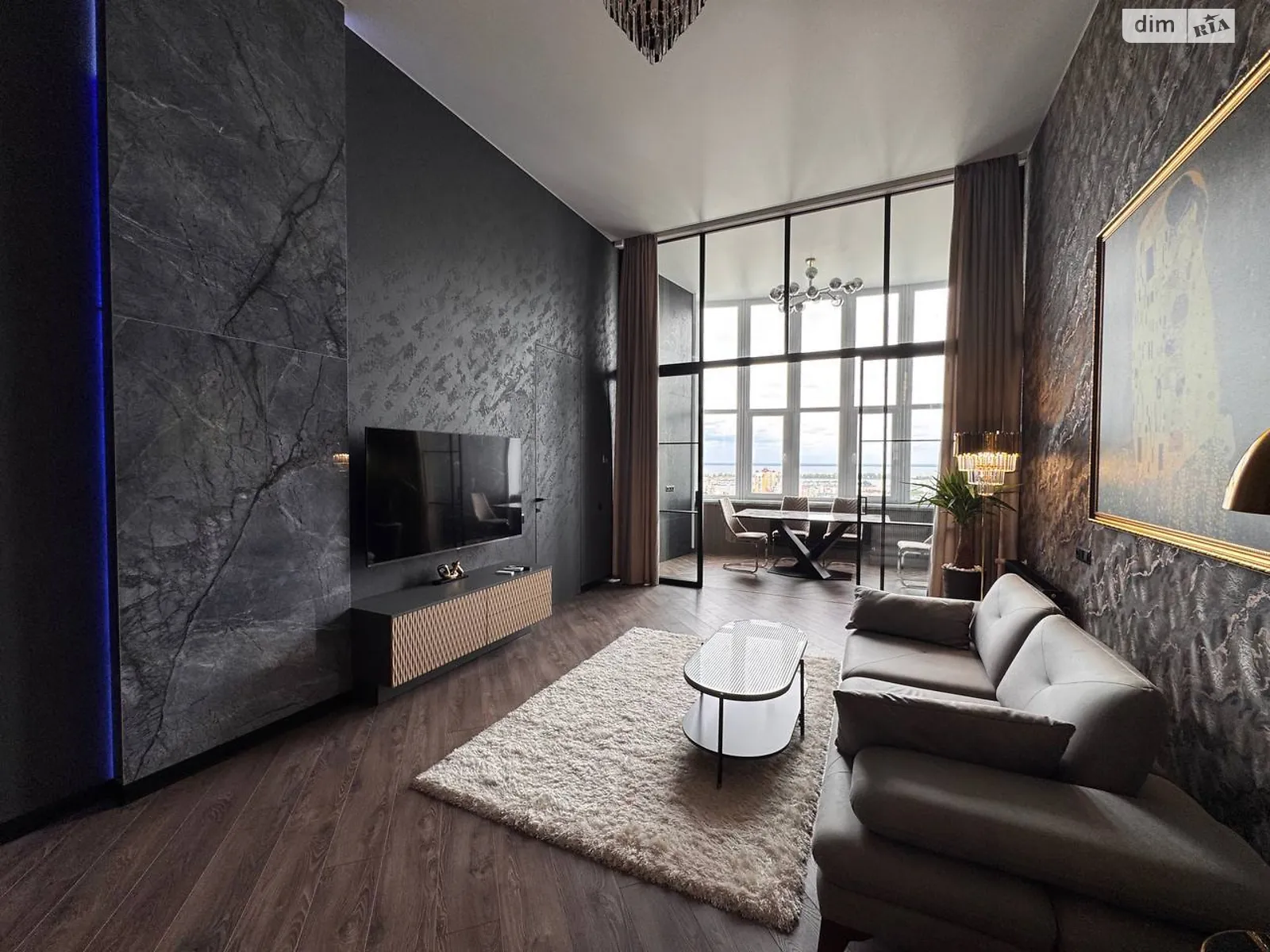 Продается 3-комнатная квартира 110 кв. м в Черкассах, ул. Гоголя, 302 - фото 1