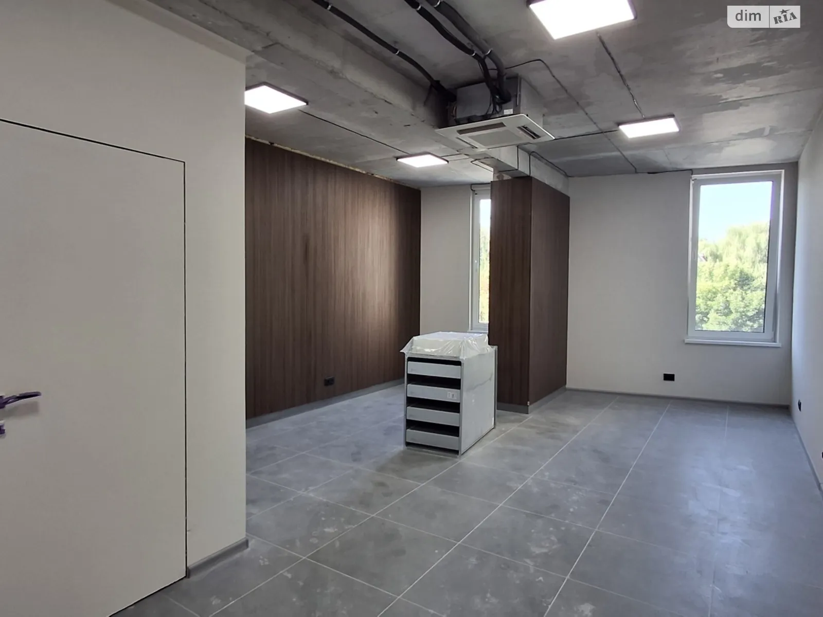 Продається офіс 35.3 кв. м в бізнес-центрі, цена: 58300 $ - фото 1