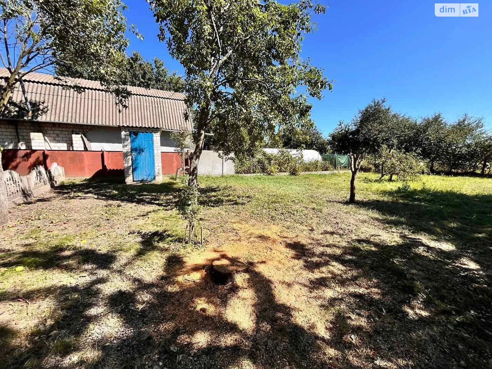 Продается дом на 2 этажа 250 кв. м с подвалом, цена: 105000 $ - фото 1