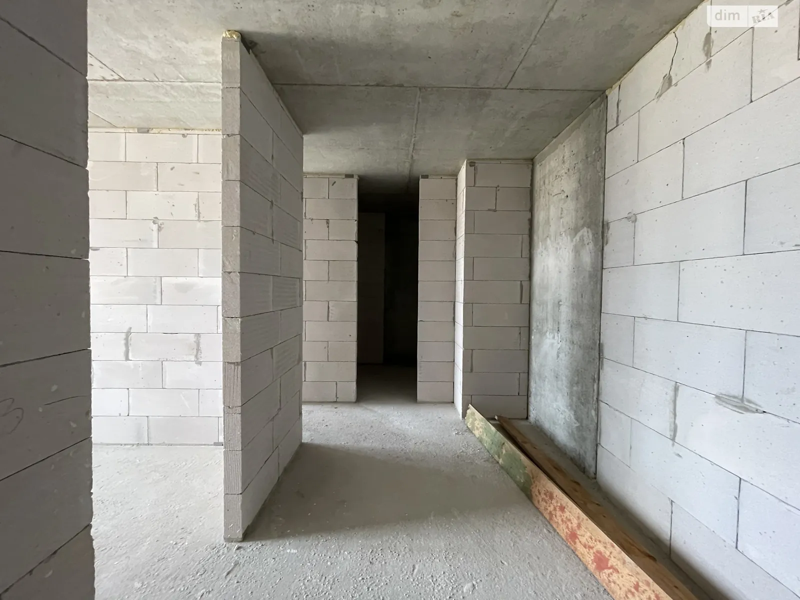 Продается 2-комнатная квартира 63 кв. м в Ивано-Франковске, ул. Левицкого Романа - фото 1