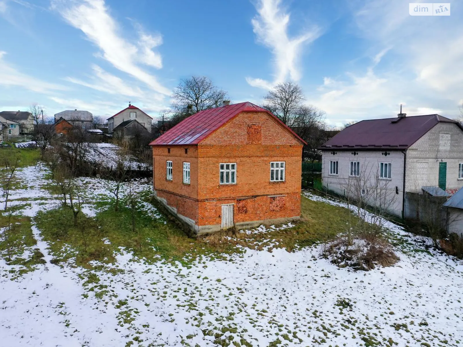 Продається будинок 2 поверховий 165.7 кв. м с басейном, цена: 15000 $ - фото 1