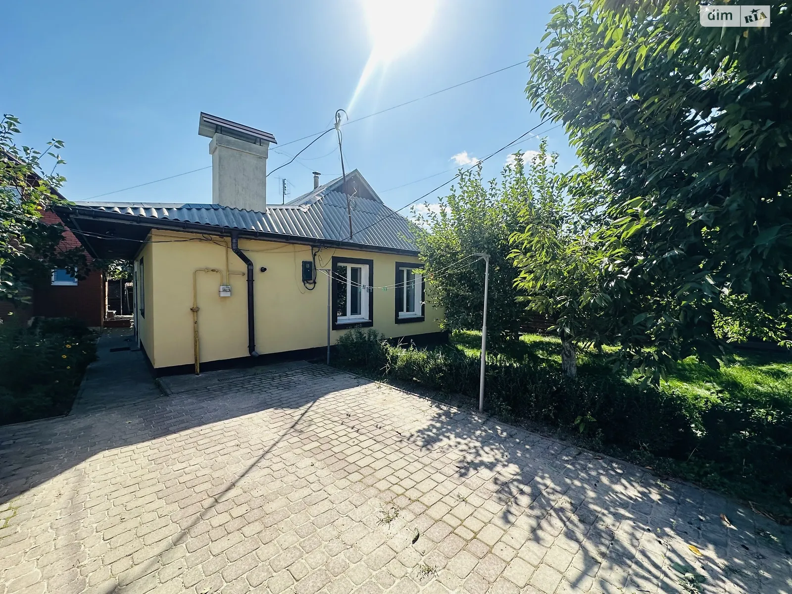 Продается дом на 2 этажа 100 кв. м с беседкой, цена: 119000 $ - фото 1