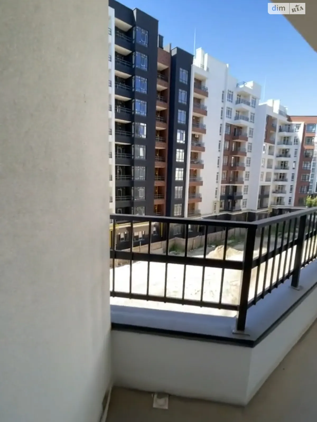 Продается 2-комнатная квартира 62 кв. м в Ирпене, ул. Ольги Кобылянской(Достоевского), 1В/32 - фото 1