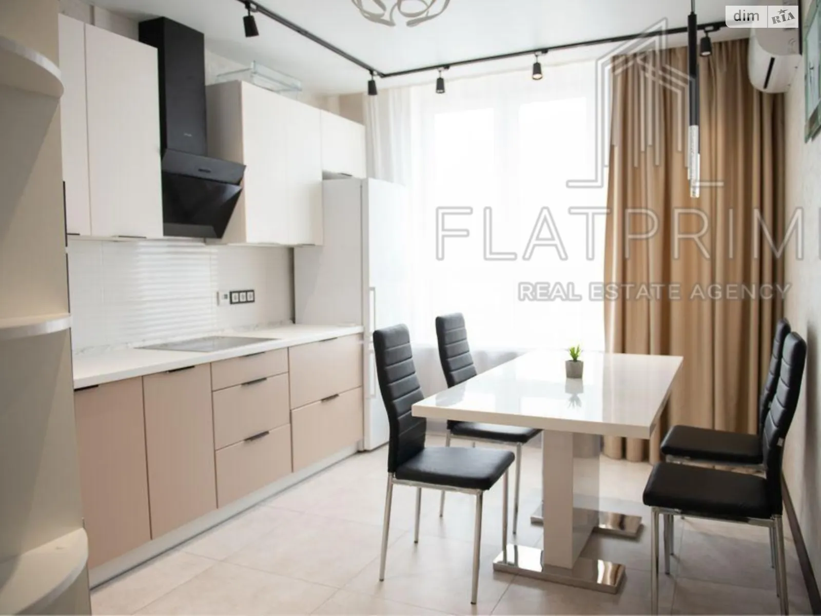 Продается 2-комнатная квартира 59.6 кв. м в Киеве, ул. Драгоманова, 10 - фото 1